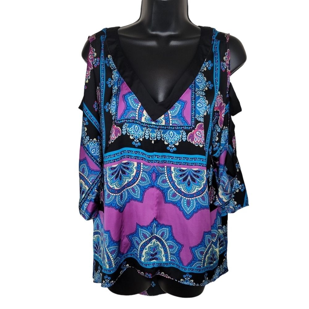 Nicole Miller Satin Lattice Sleeve Boho blouse top size Medium